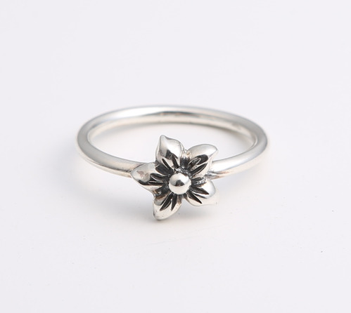 Flower ring