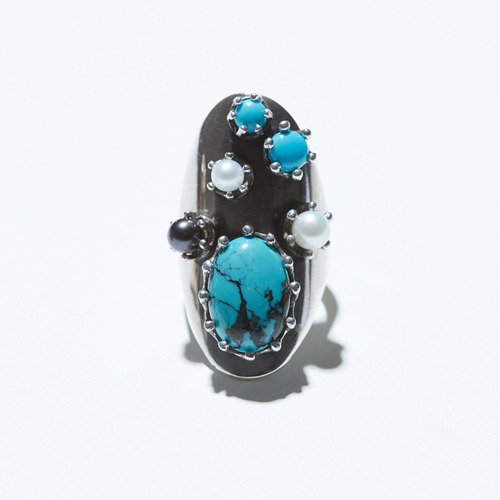 Turquoise point wide ring